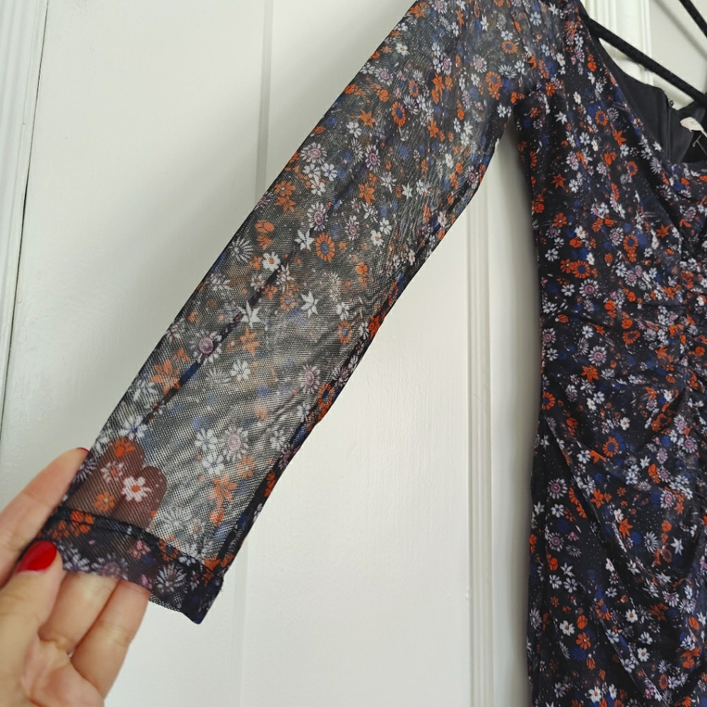 BCBGeneration Dark Mesh Floral Mini Dress | 8 - Picture 6 of 16